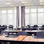 Mercure Duesseldorf Airport Hotell 4*