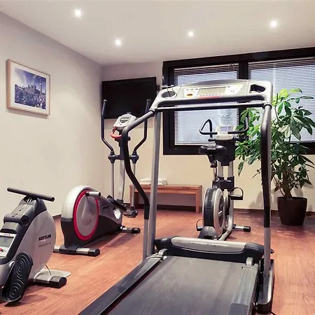 Mercure Duesseldorf Airport 4*