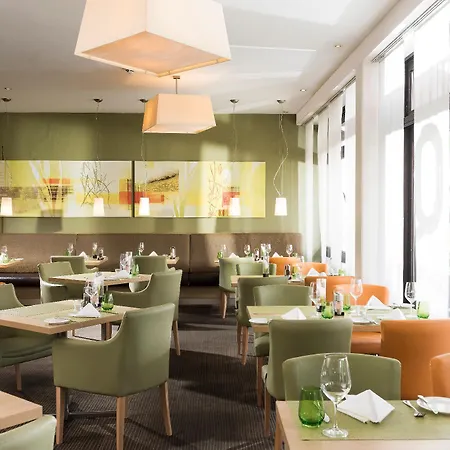 מלון Mercure Duesseldorf Airport 4*