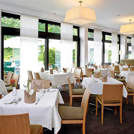 Hotel Mercure Duesseldorf Airport 4*