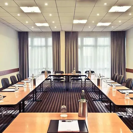 Hotel Mercure Düsseldorf Airport 4*