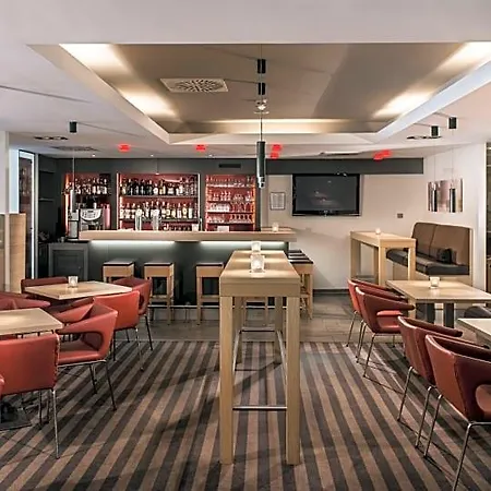 Mercure Duesseldorf Airport 4*