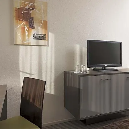 מלון Mercure Duesseldorf Airport ראטינגן
