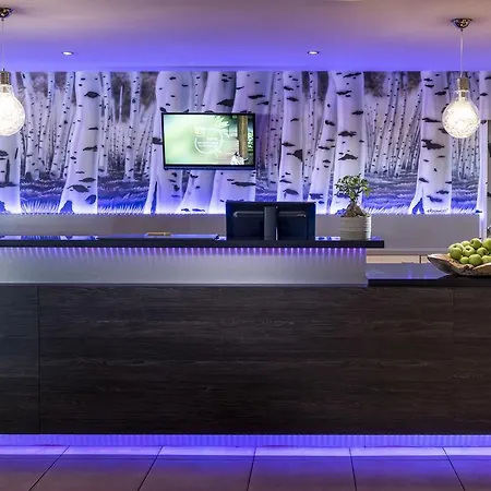Mercure Duesseldorf Airport מלון 4*