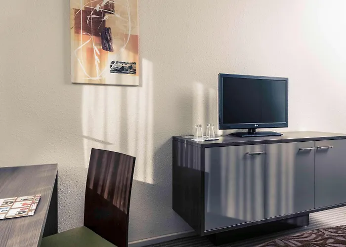 Отель Mercure Duesseldorf Airport